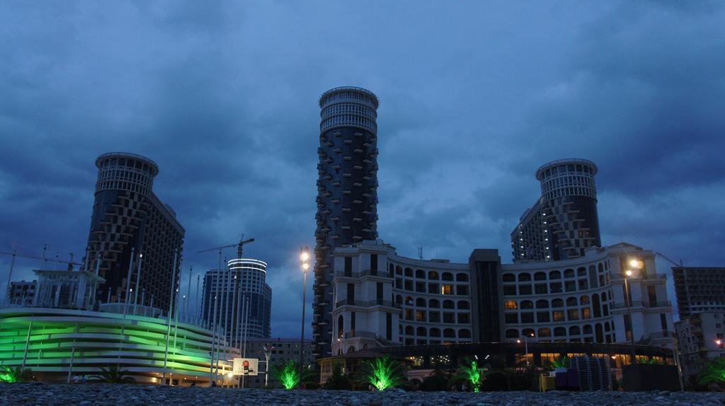 Mariam Sea Towers Apartment Batumi Bilik gambar